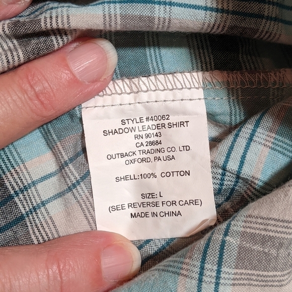 Outback Trading Co Women's Button Up Top Size Lg - Picture 9 of 10